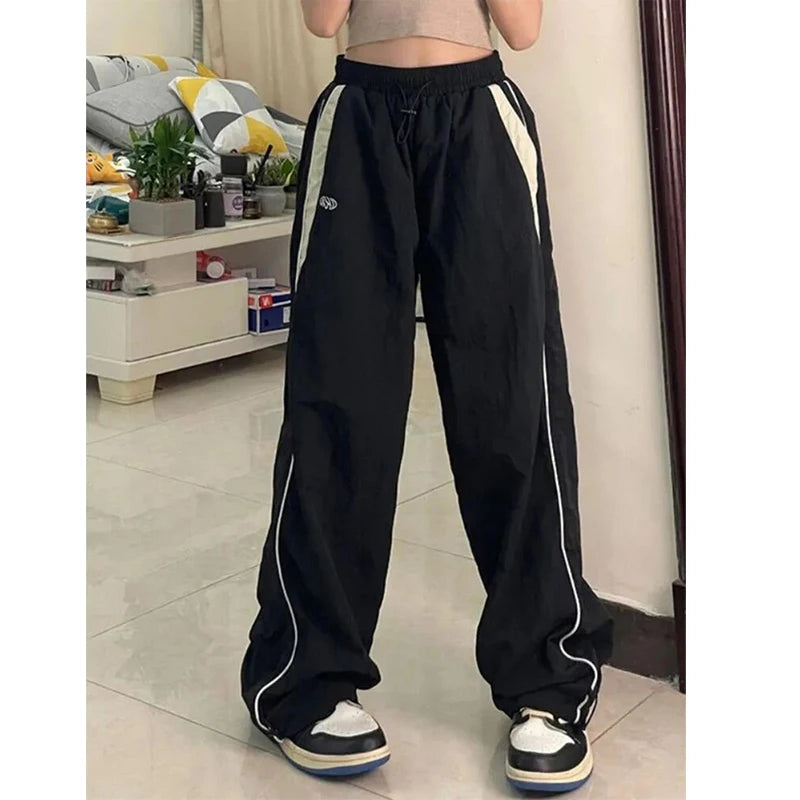 Women Baggy Parachute Streetpants™
