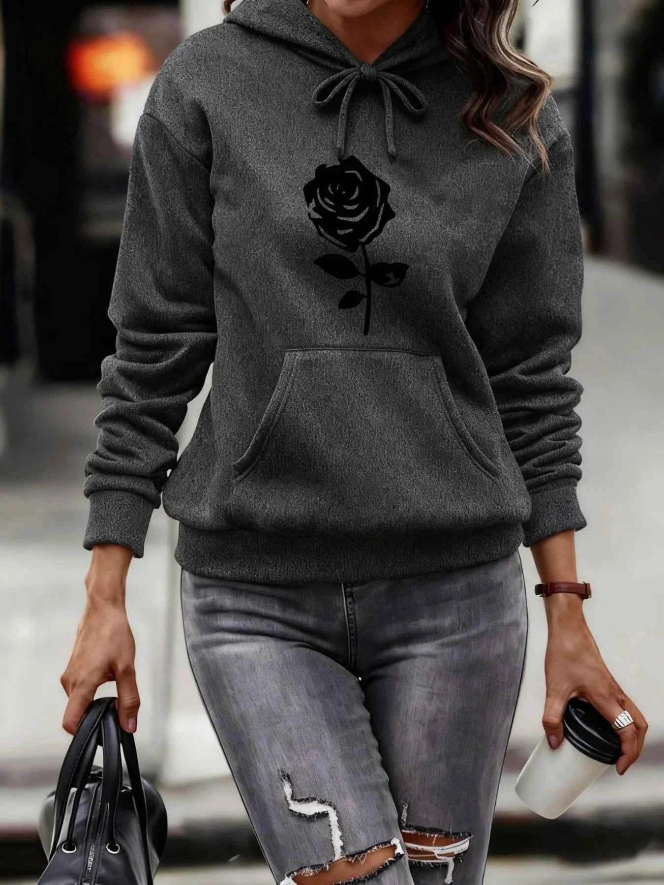 Women's autumn and winter warm and loose casual heart-shaped printed velvet long sleeved hooded sweatshirt